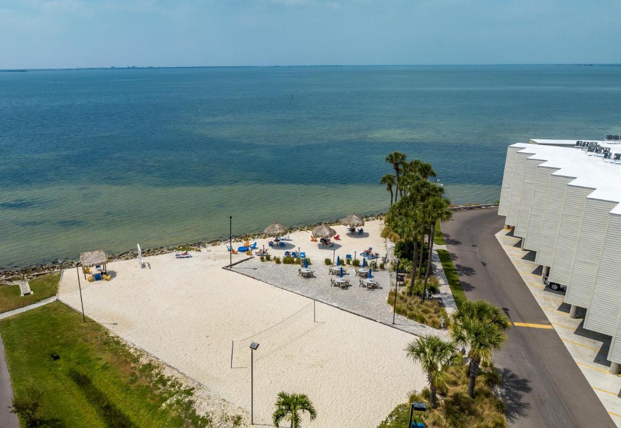 Bay Views From Your Balcony Beach Resort Тампа Екстериор снимка