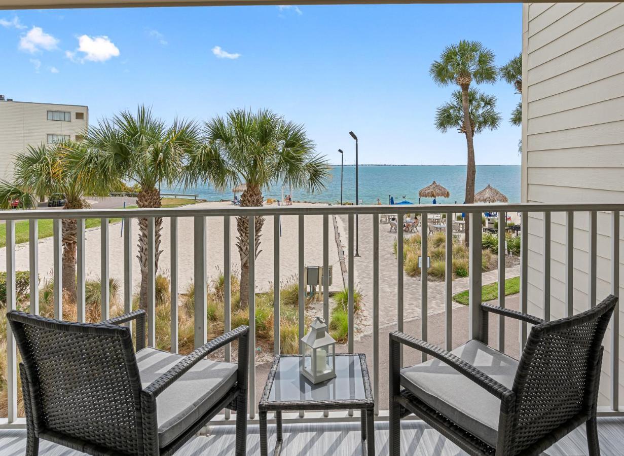 Bay Views From Your Balcony Beach Resort Тампа Екстериор снимка